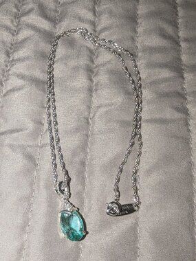 Pretty Blue Pendant on Whiting & Davis Chain Necklace 7006
